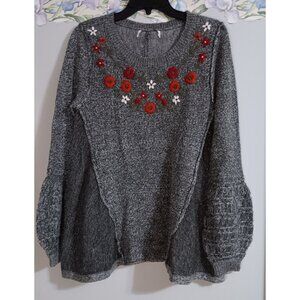 Knox Rose Grey Small Knit Embroidered Boho Peasant Classic Soft Tunic Sweater